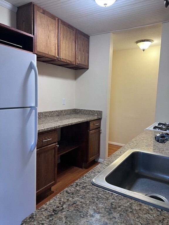 Building Photo - 32 Shrewsbury Green Dr