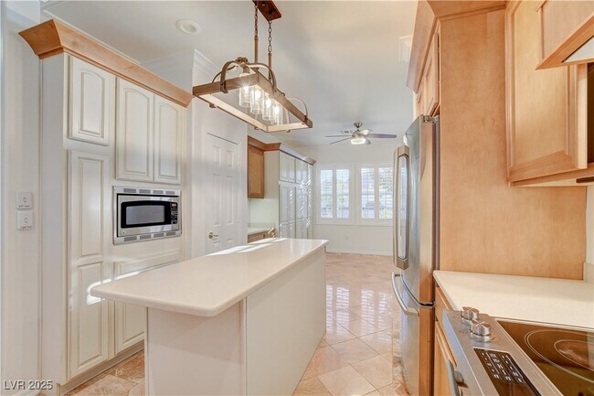 Building Photo - 2682 Grand Forks Rd