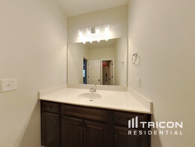 Building Photo - 7582 Crawford Ct