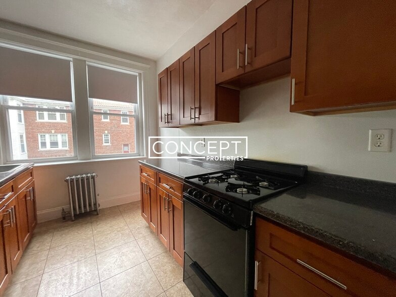 Building Photo - 1800 Commonwealth Ave