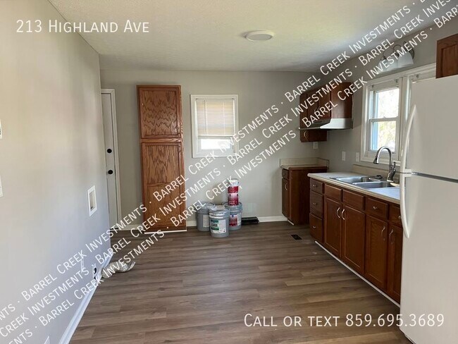 Building Photo - 2-Bed 1-Bath - Home