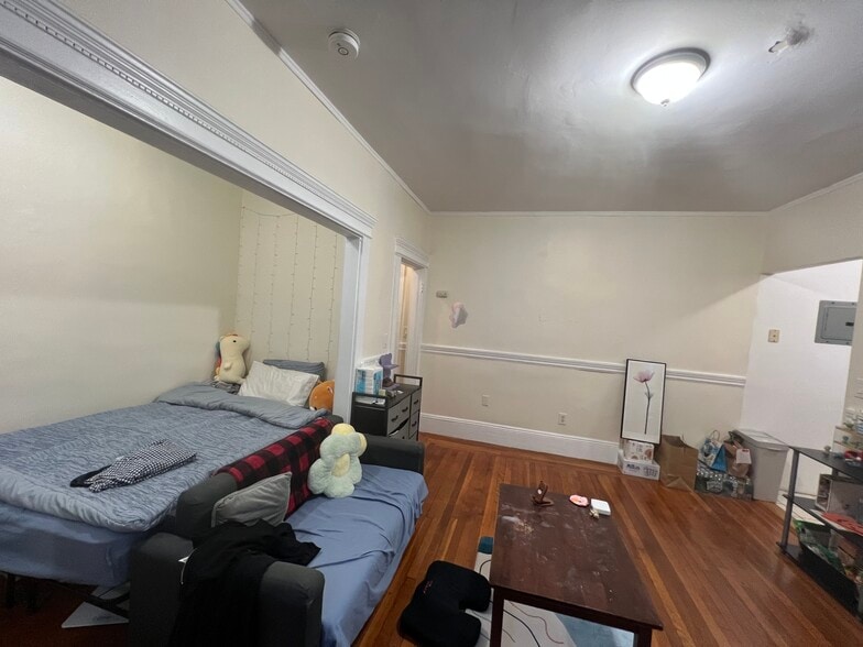 Building Photo - 111 Norway St