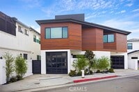 Building Photo - 4017 Channel