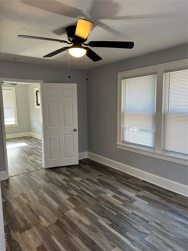 Building Photo - 6507 Leschen Ave