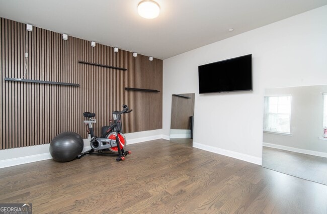 Building Photo - 831 Corsiglia Farm
