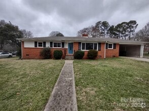 Building Photo - 5027 Dogwood Pl