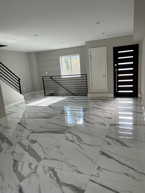 Building Photo - 10324 Mt Gleason Ave