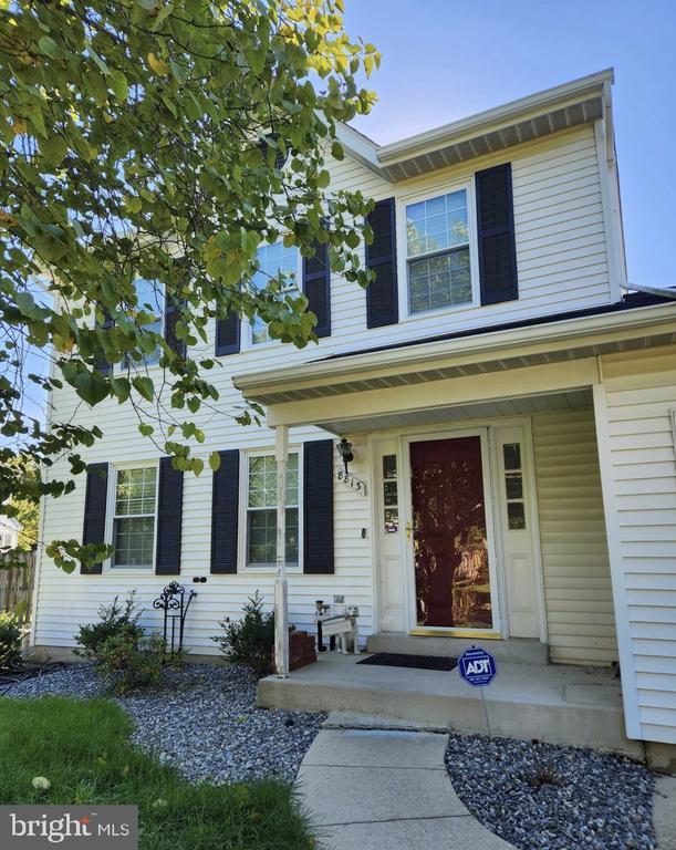 Building Photo - 8813 Francesca Dr