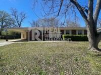 Building Photo - 105 Evelyn Dr