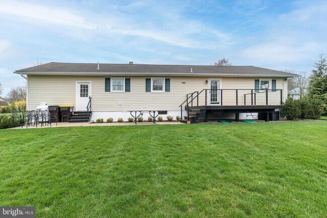 Building Photo - 3645 Applebutter Rd