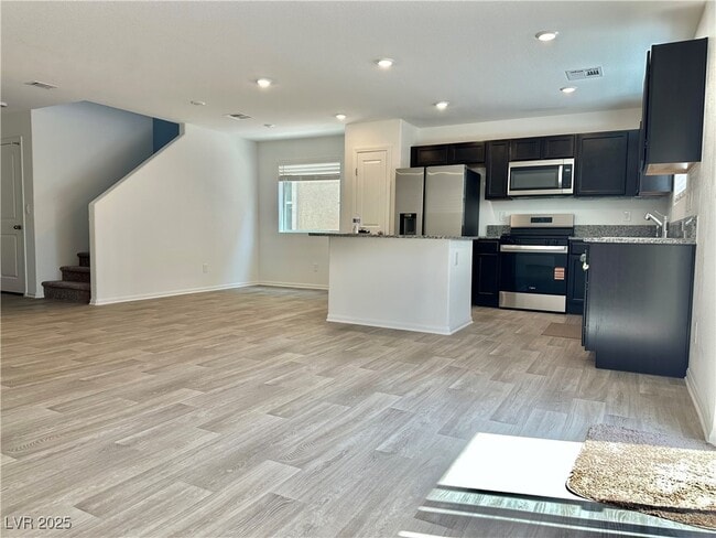 Building Photo - 6017 Swift Lariat St