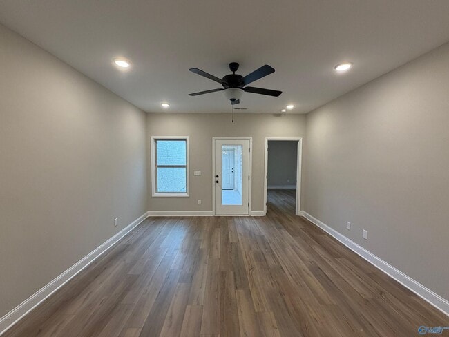 Building Photo - 433 Lando Cain Rd