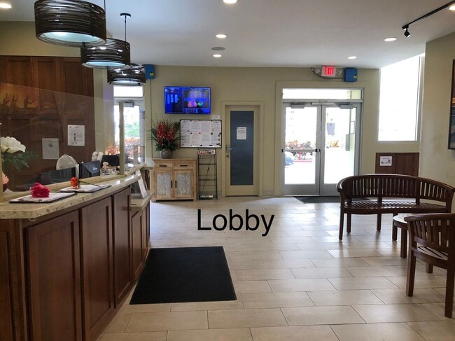 Building Photo - Century West 2 bedroom 2 bathroom 1 covere...