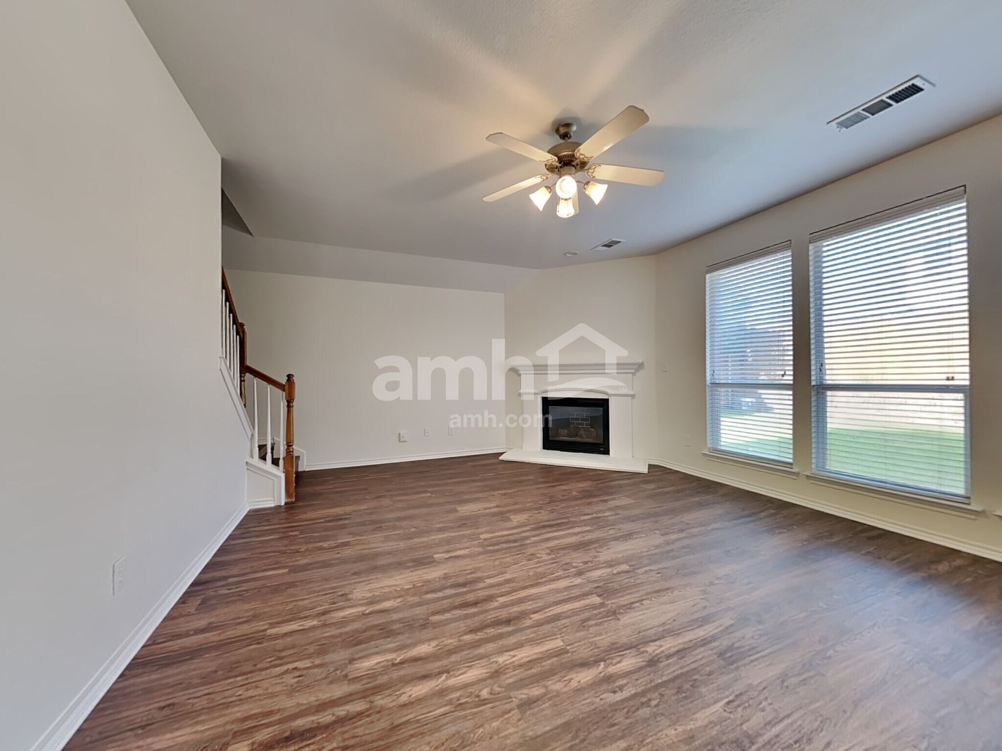 Building Photo - 5716 Ozark Dr