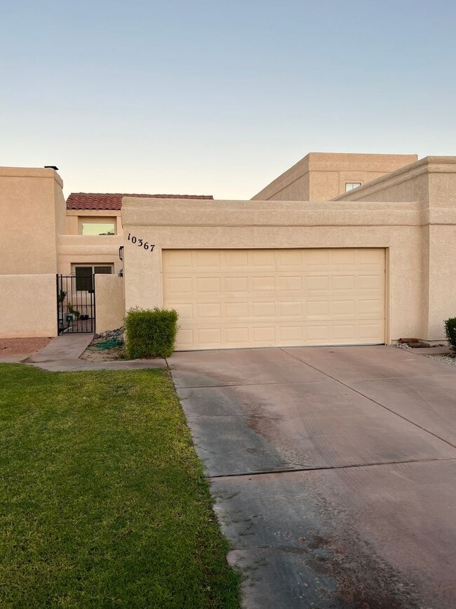 Building Photo - 10367 S Del Rey Dr