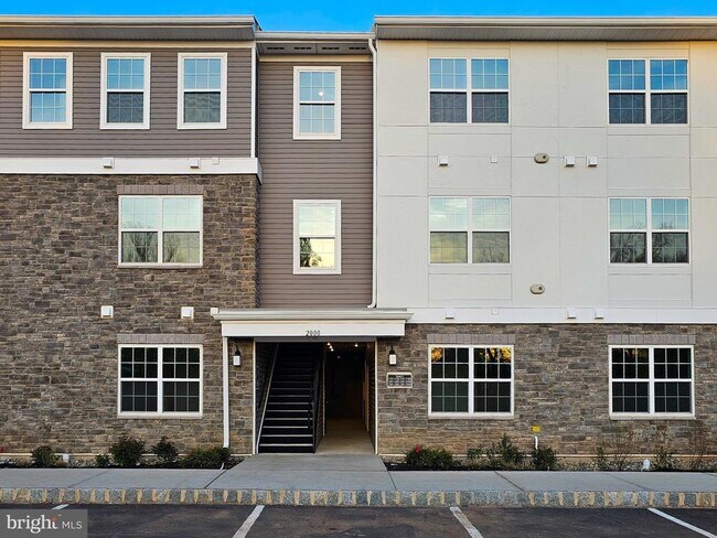 Building Photo - 2107 Prince Hall Dr