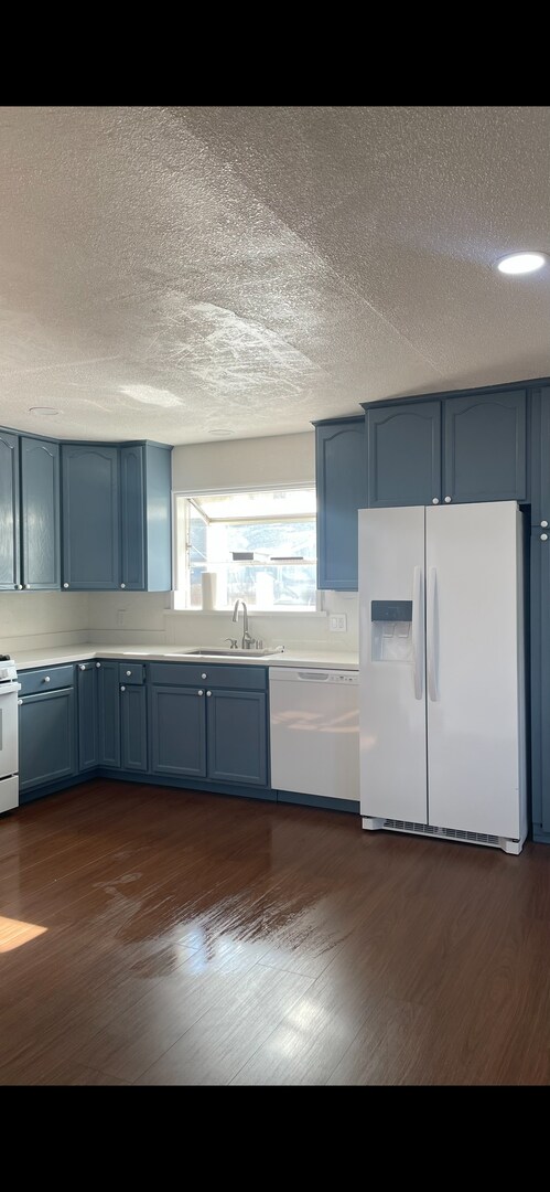 Building Photo - 3 bed 2 Bath Home Recently renovated single-family home in Fairfield,