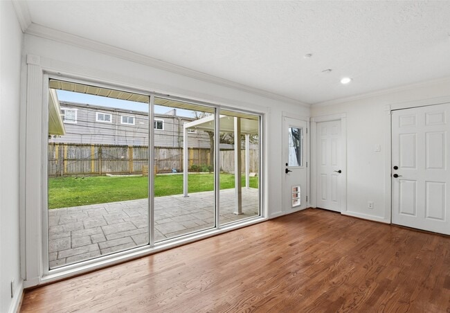 Building Photo - 2019 Brimberry St