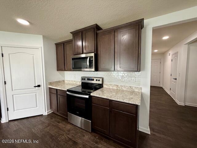 Building Photo - 3640 Alta Lakes Blvd