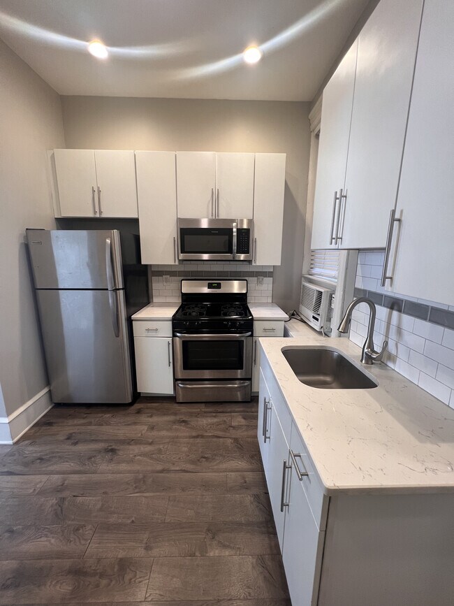 Building Photo - 804 N 16th St