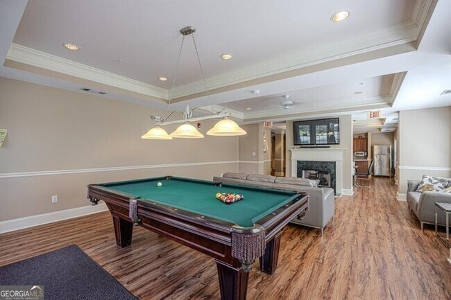 Building Photo - 3275 Lenox Rd NE