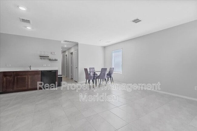 Building Photo - 8730 Texas Risinger Dr