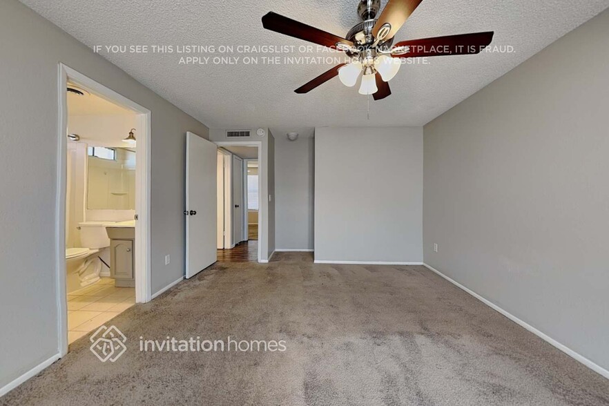 Building Photo - 5523 W Mission Ln