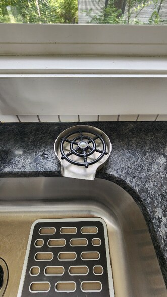 Building Photo - 8054 Ortonville Rd