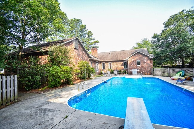 Building Photo - Coming Soon: 3 Bedroom 3 Bathroom with Pool