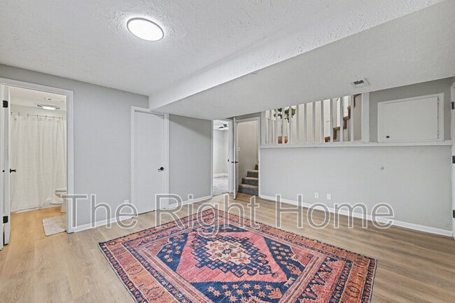 Building Photo - 8617 S 143rd Ave