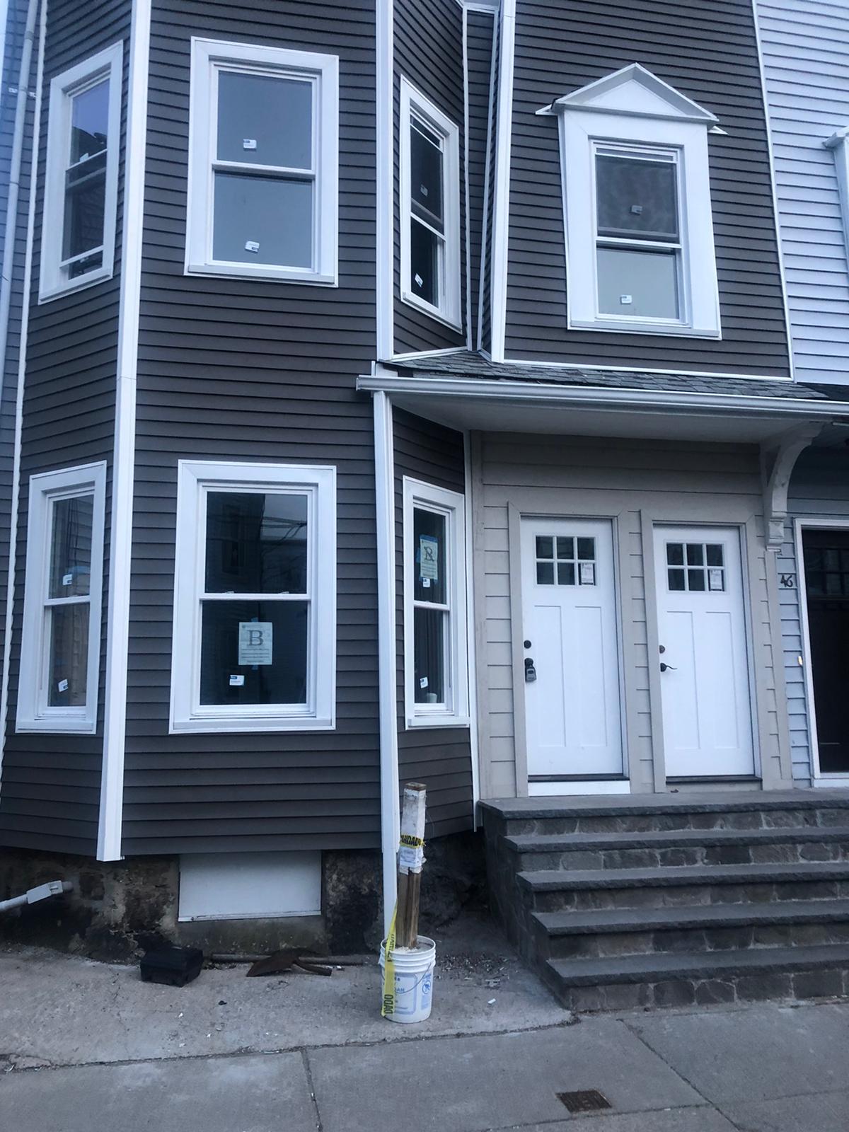 Building Photo - 42 Hano St