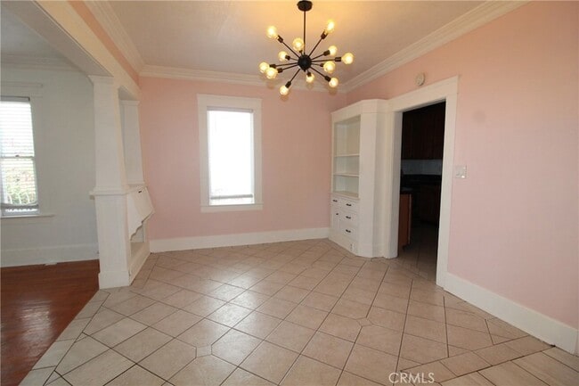 Building Photo - 2078 Harrison Ave