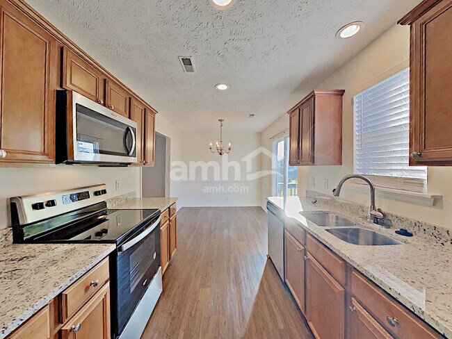 Building Photo - 511 Whitewater Ln