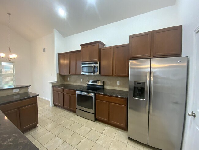 Building Photo - 6709 Mustang Creek Rd