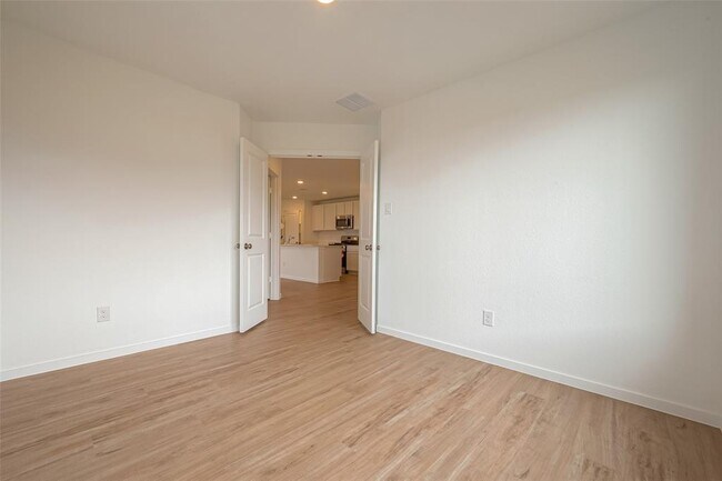 Building Photo - 3106 Elm Br Dr