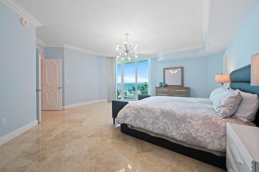 Building Photo - 1430 S Ocean Blvd