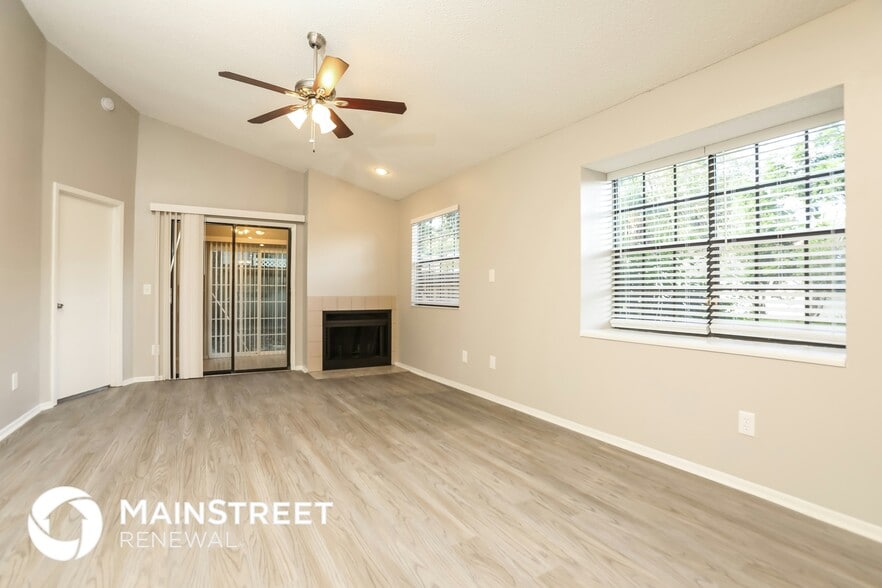 Building Photo - 548 Portland Cir