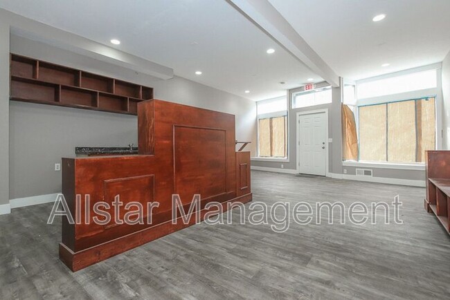 Building Photo - 3145 Scranton Rd