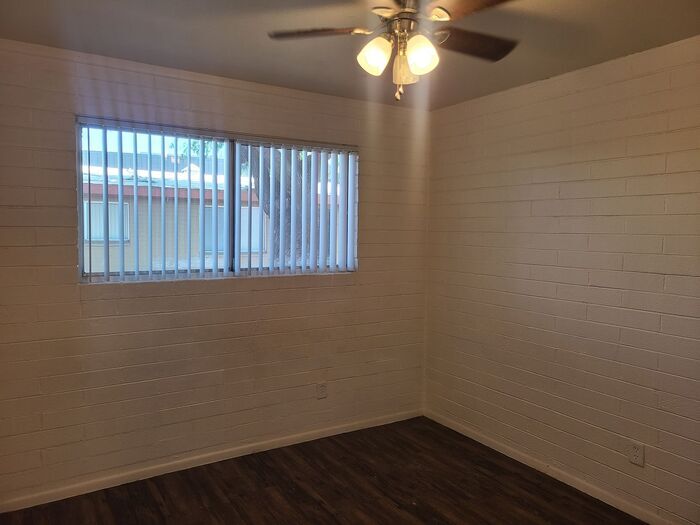 Building Photo - 4350 E Fairmount St