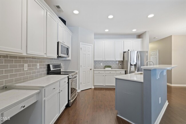 Building Photo - 3646 Olympia Dr