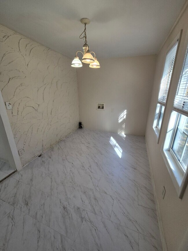 Building Photo - Charming Two-Bedroom Home in Winter Haven