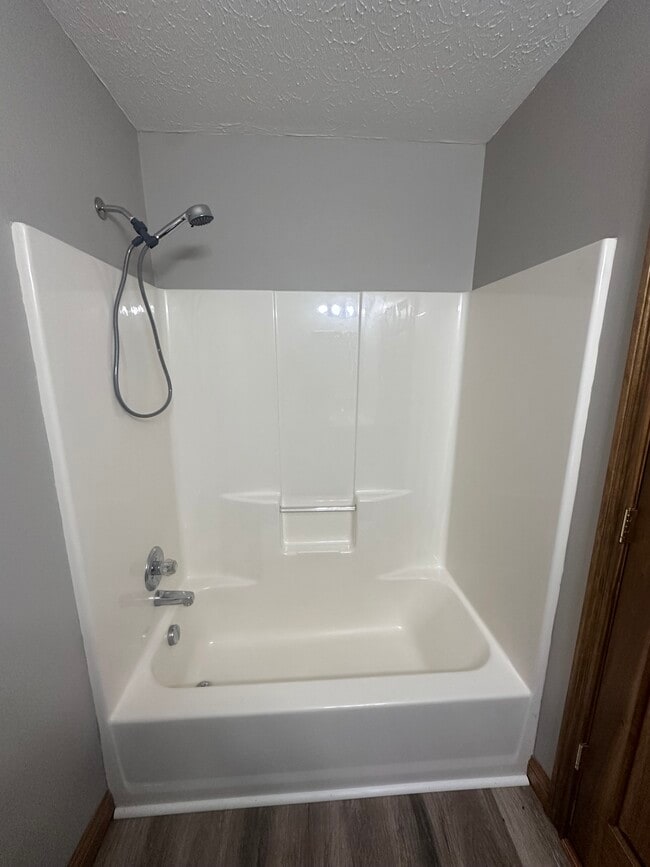 Building Photo - 1119 Kelly Rd