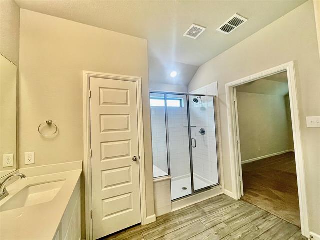 Building Photo - 525 Ardsley Ln