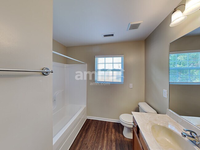 Building Photo - 1628 Antebellum Dr