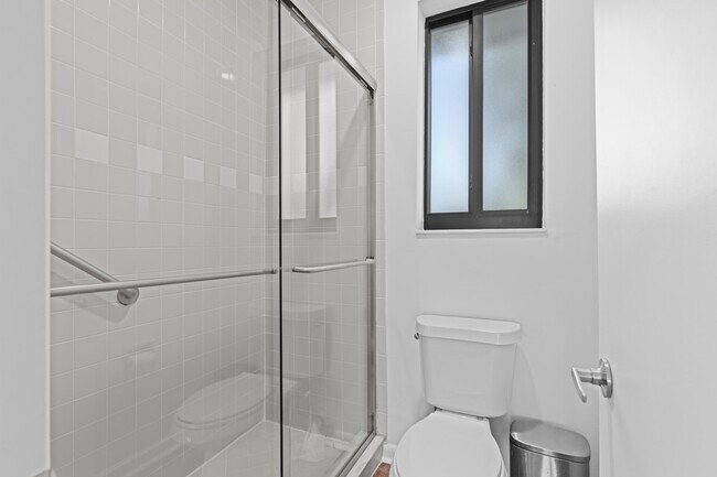 Building Photo - 4469 Luxemburg Ct