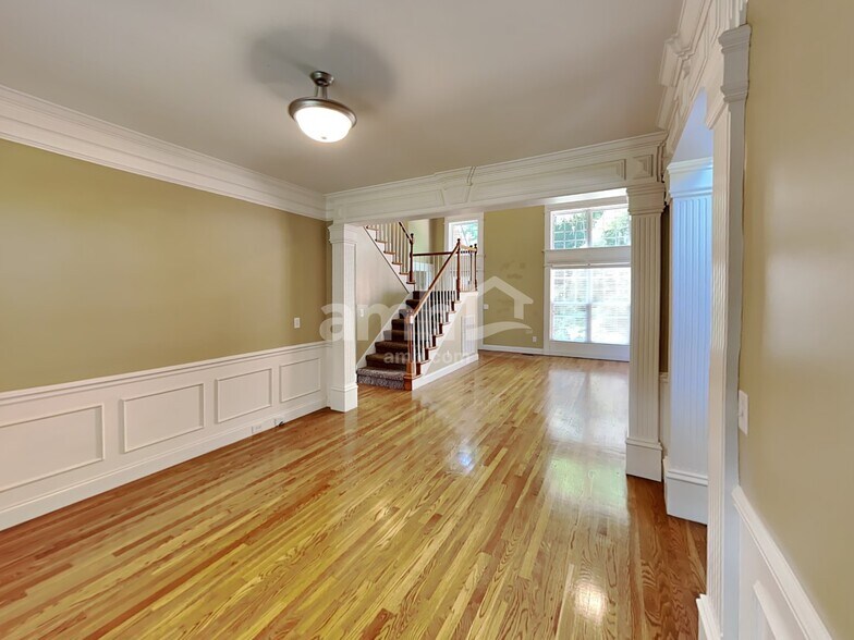 Building Photo - 416 Savannah Rdg