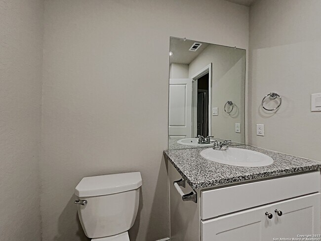 Building Photo - 5550 Basil Chase