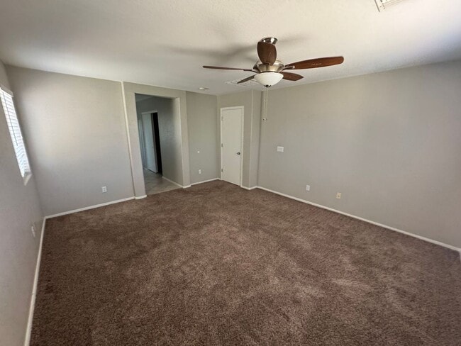 Building Photo - 4 Bedroom - 2.5 Bath - 2310 Sq Ft