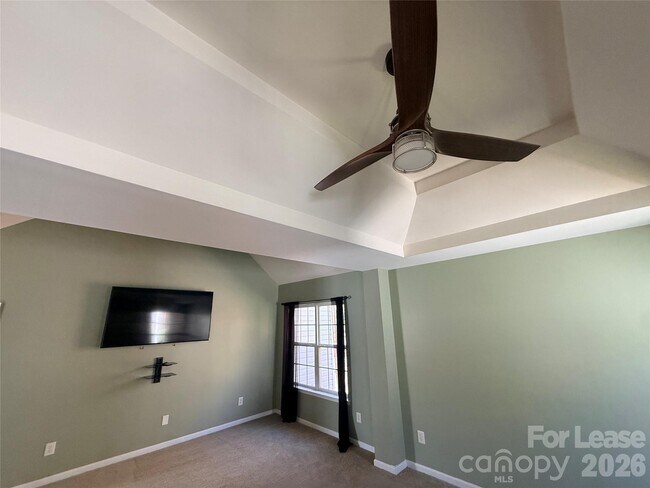 Building Photo - 5219 Sunriver Rd