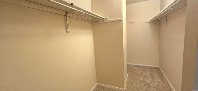 Building Photo - 411 Shadow Oaks Dr